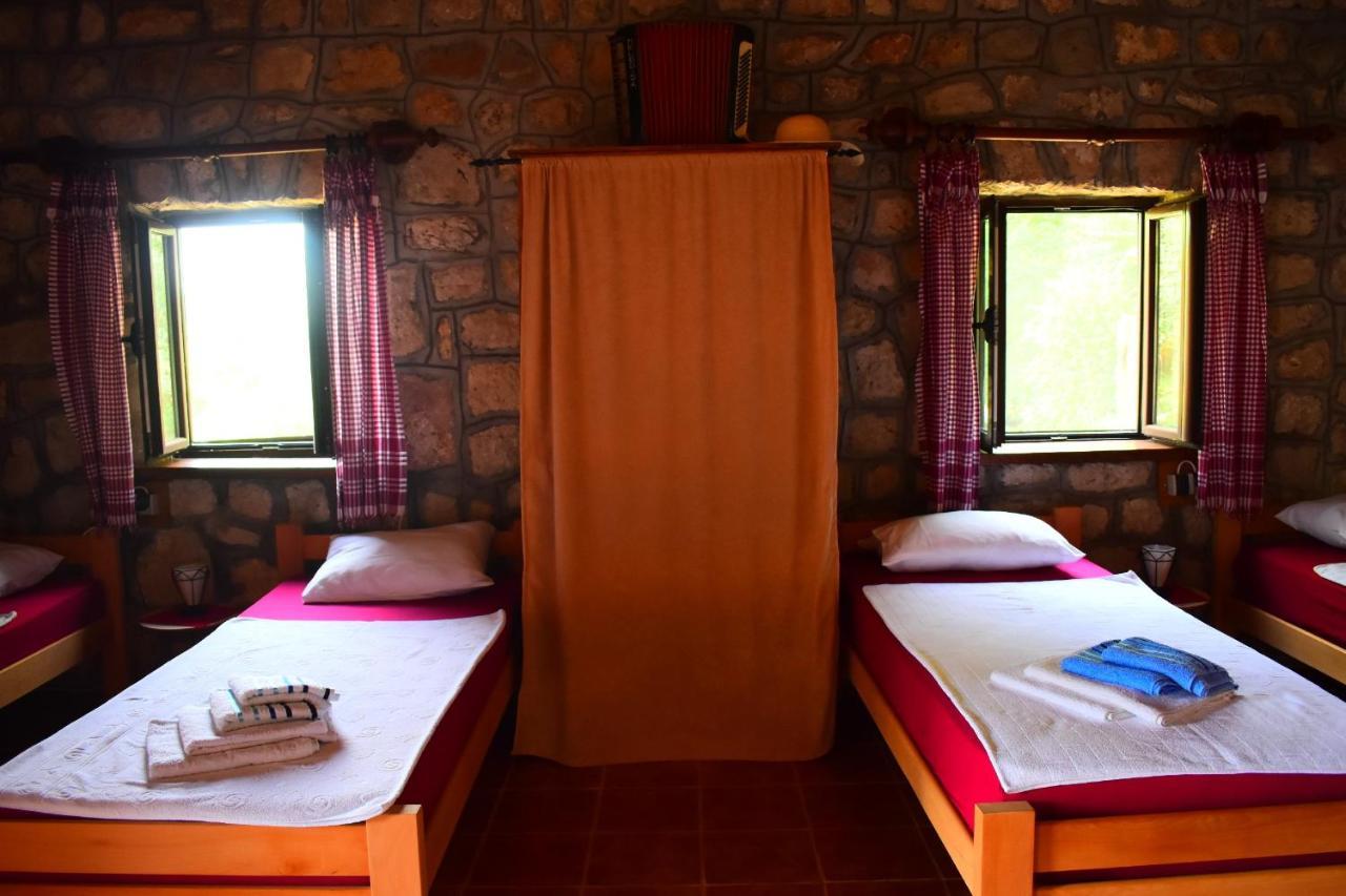 Rent House Orahovo Villa Virpazar Exteriör bild